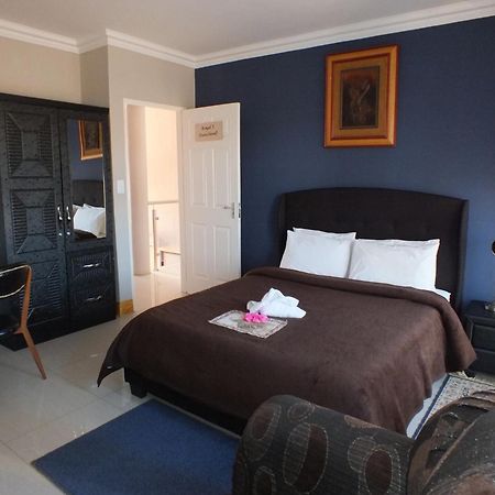 Royal Castle Guest House Windhoek Rom bilde