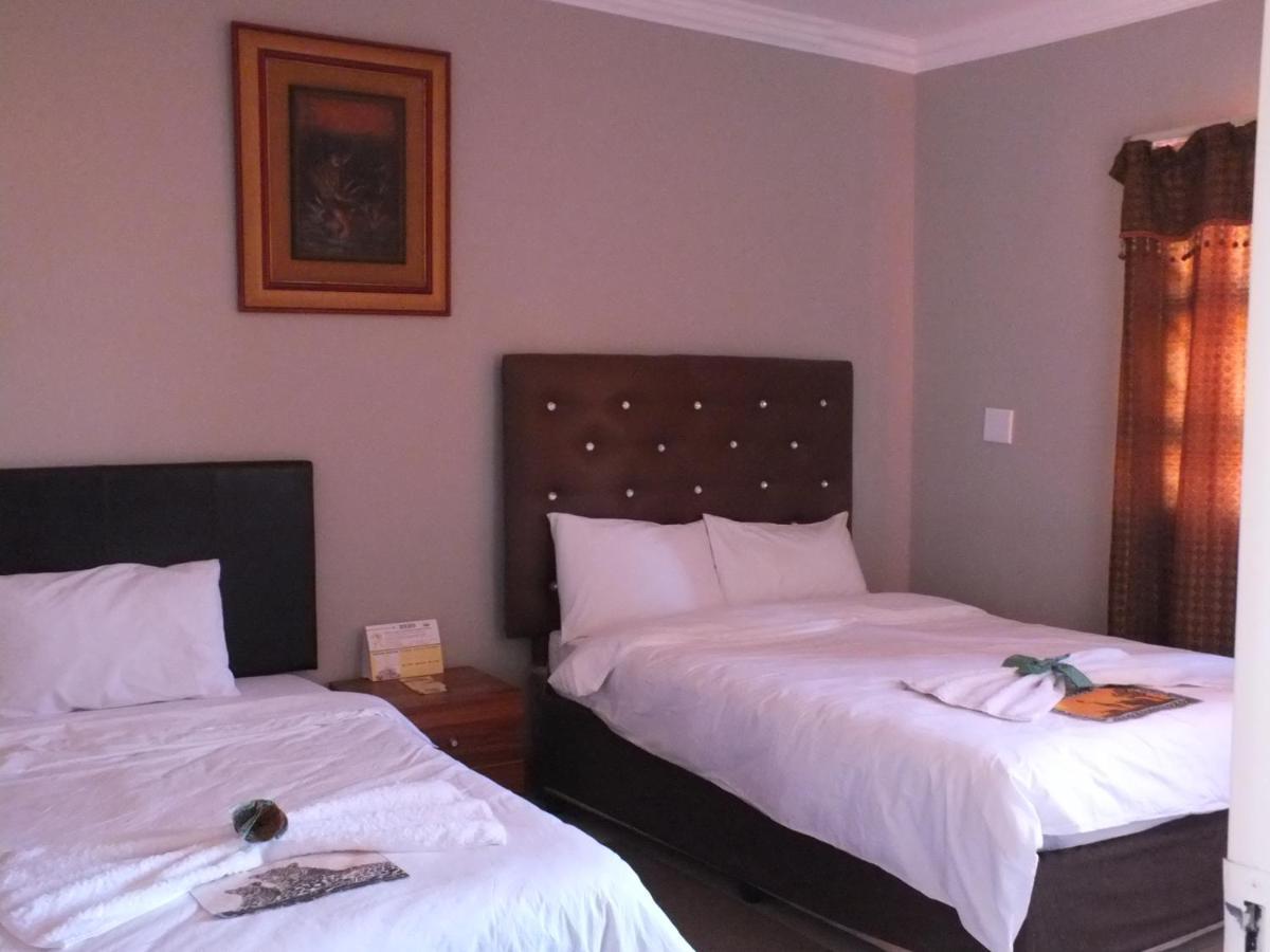 Royal Castle Guest House Windhoek Eksteriør bilde